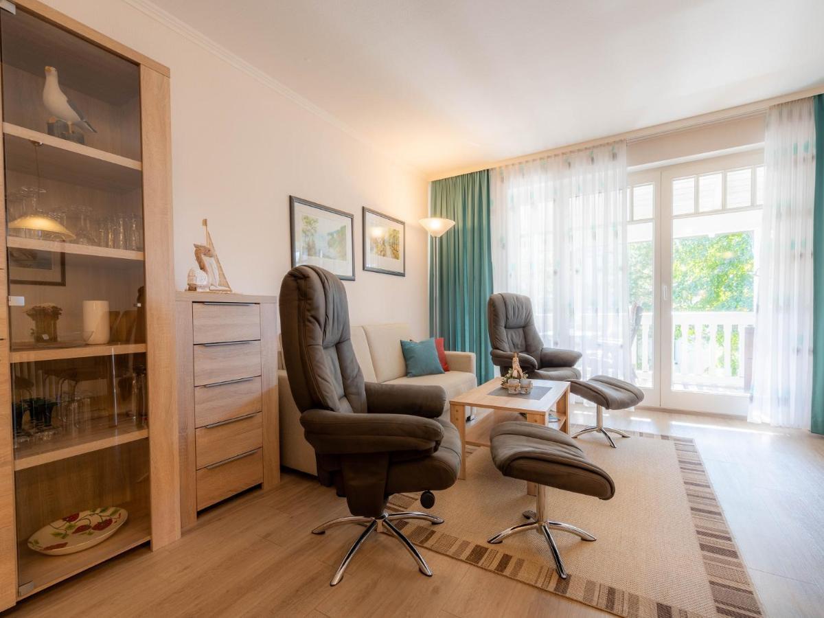 Komfortplus Mit 1 Schlafzimmer Und Balkon Im Obergeschoss 157 Apartment *